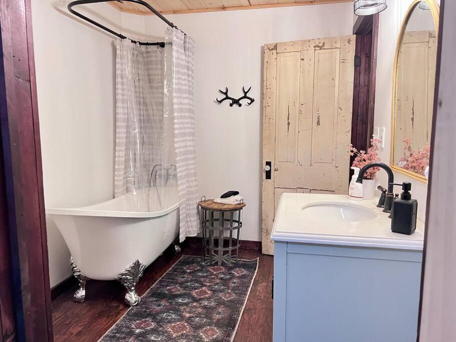 Close To Lake Blue Ridge, Hot Tub, Swing Beds Morganton المظهر الخارجي الصورة